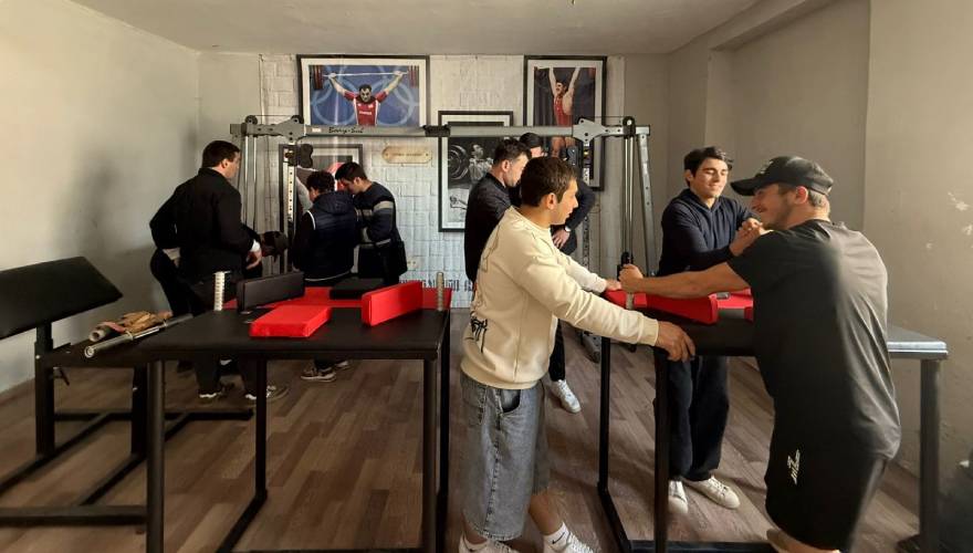 ჩხოროწყუში მკლავჭიდის სექცია გაიხსნა